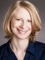 Foto (Bruststück) von Silke Kimmel, Pädagogische Mitarbeiterin beim VFBB e. V. in Speyer, Außenstelle Burgfeldschule
